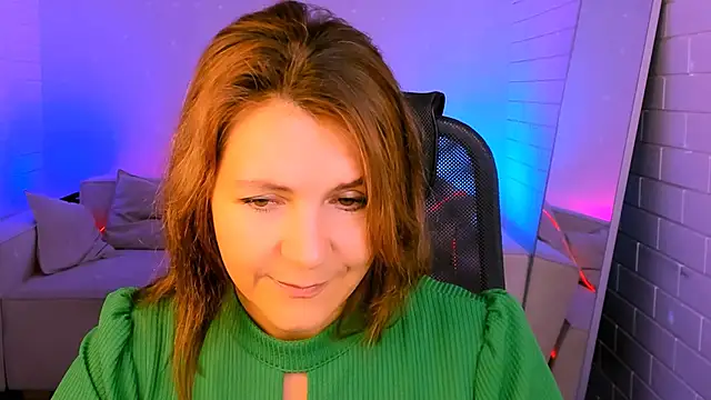 NicoleHitman online show from November 6, 5:22 am