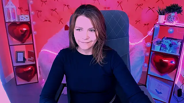 NicoleHitman online show from February 12, 9:53 am