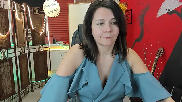 Snapshot of NicoleHitman chatting on March 14, 11:34 am NicoleHitman online show from March 14, 11:34 am