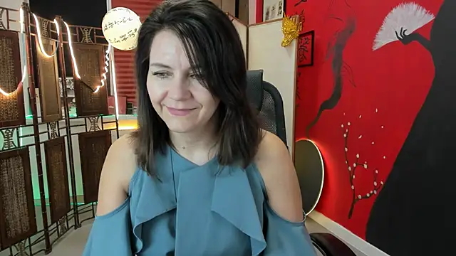 Snapshot of NicoleHitman chatting on March 14, 5:16 am NicoleHitman online show from March 14, 5:16 am