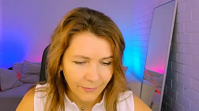 NicoleHitman online show from November 12, 9:24 am