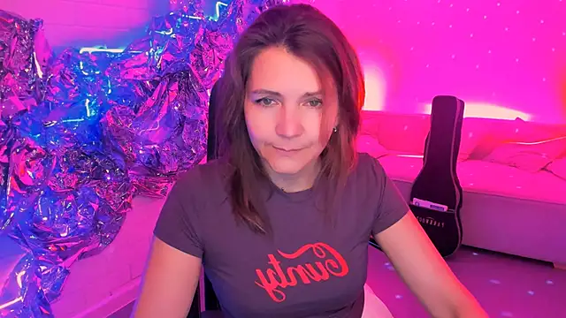 NicoleHitman online show from December 3, 9:20 am