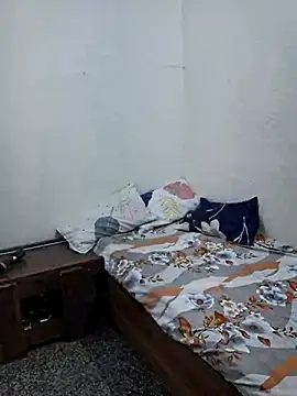 cute nansi online show from September 28, 8:32 am