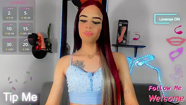 Snapshot of IvanaColizon_BigCock chatting on September 25, 6:25 pm IvanaColizon BigCock online show from September 25, 6:25 pm