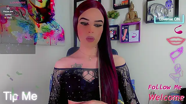 IvanaColizon BigCock online show from December 21, 12:18 pm