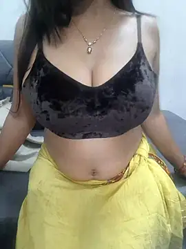 Snapshot of Decant_Ruhi143 chatting on March 17, 5:49 pm Decant Ruhi143 online show from March 17, 5:49 pm