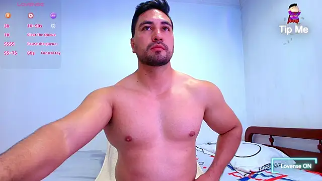 Snapshot of Kal_El_8 chatting on October 18, 9:39 pm Kal El 8 online show from October 18, 9:39 pm