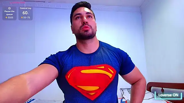 Snapshot of Kal_El_8 chatting on November 8, 10:24 pm Kal El 8 online show from November 8, 10:24 pm