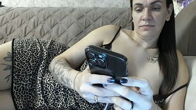 Miss Vici online show from April 3, 7:20 pm