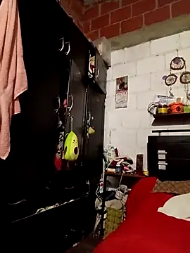 Snapshot of Antonela45 chatting on September 28, 11:01 pm Antonela45 online show from September 28, 11:01 pm