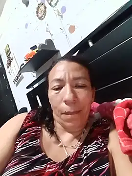 Snapshot of Antonela45 chatting on June 20, 12:15 am Antonela45 online show from June 20, 12:15 am