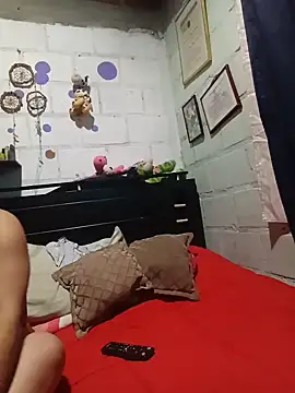 Snapshot of Antonela45 chatting on July 2, 2:01 am Antonela45 online show from July 2, 2:01 am