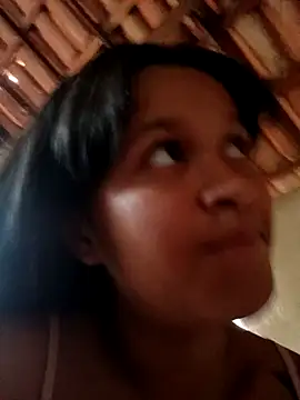 naninhasantos online show from April 5, 8:04 pm