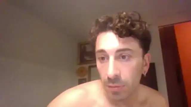 Snapshot of Febo6666 chatting on May 18, 6:23 pm Febo6666 online show from May 18, 6:23 pm