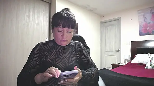 mia florens online show from May 14, 1:02 am