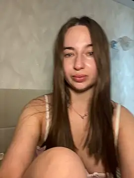 AlisaQSky online show from May 26, 9:18 am