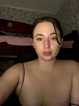 AlisaQSky online show from October 17, 8:43 pm