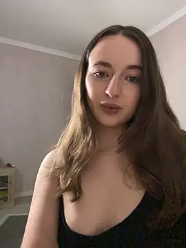 Snapshot of AlisaQSky chatting on December 16, 4:22 pm AlisaQSky online show from December 16, 4:22 pm