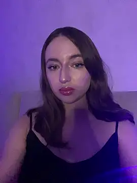 AlisaQSky online show from October 11, 3:13 pm