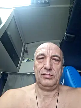 aleksis1313 online show from February 8, 9:29 am