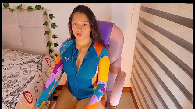 Snapshot of Be_Evil chatting on October 28, 3:29 am Be Evil online show from October 28, 3:29 am