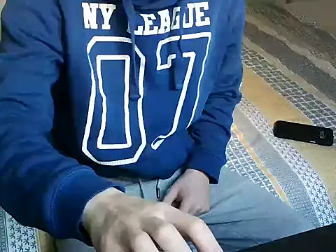 Snapshot of Enoch981 chatting on March 18, 2:06 pm Enoch981 online show from March 18, 2:06 pm