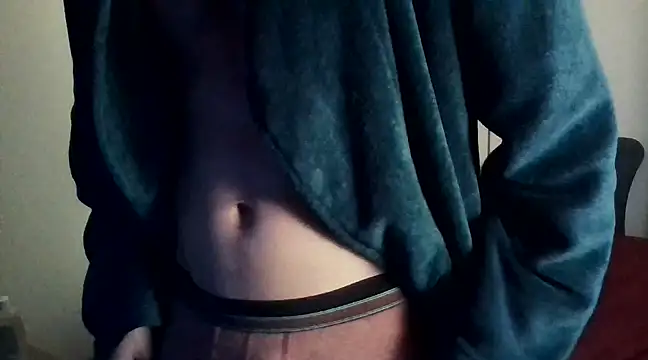 Snapshot of Enoch981 chatting on March 6, 7:21 pm Enoch981 online show from March 6, 7:21 pm