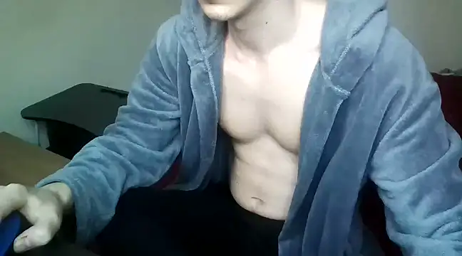 Snapshot of Enoch981 chatting on March 5, 12:33 pm Enoch981 online show from March 5, 12:33 pm