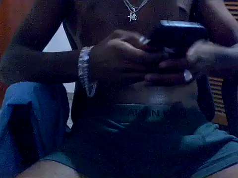 jimmylouies99 online show from April 27, 10:57 am