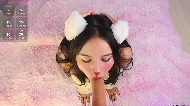 Snapshot of Vivi_luv chatting on November 1, 4:19 am Vivi luv online show from November 1, 4:19 am