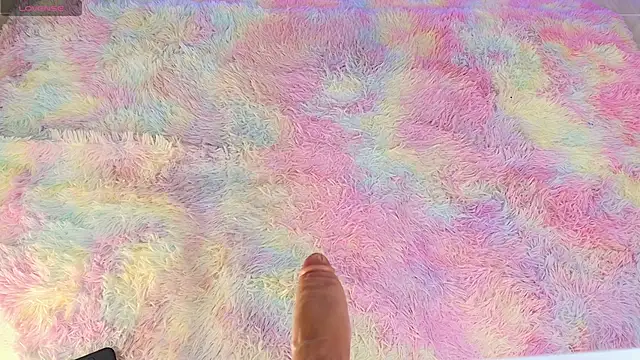 Snapshot of Vivi_luv chatting on March 15, 5:30 am Vivi luv online show from March 15, 5:30 am