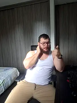 Edmund98 online show from February 23, 1:44 pm