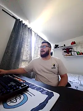 Edmund98 online show from September 27, 6:03 pm