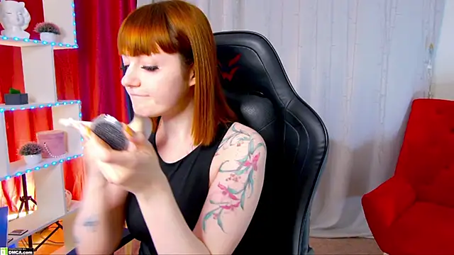 Snapshot of Ashley_Nicks chatting on November 20, 1:50 am Ashley Nicks online show from November 20, 1:50 am