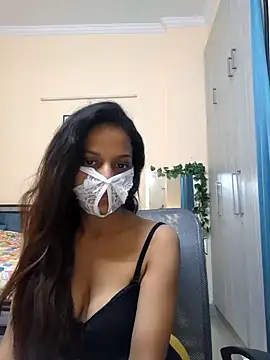 Snapshot of Queen_Ayeshaa chatting on March 5, 7:49 pm Queen Ayeshaa online show from March 5, 7:49 pm