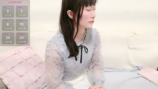 pppYukaqqq online show from May 31, 12:00 pm