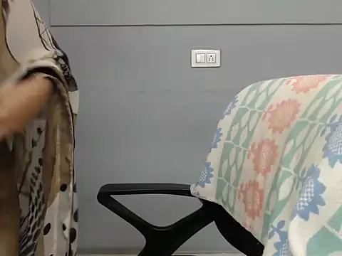 Surjeet Kaur online show from November 28, 4:01 am