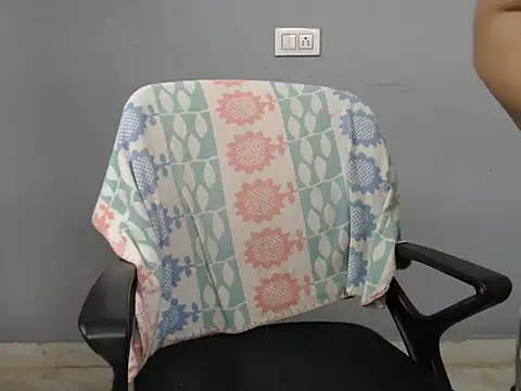 Snapshot of Surjeet_Kaur chatting on September 29, 4:19 am Surjeet Kaur online show from September 29, 4:19 am