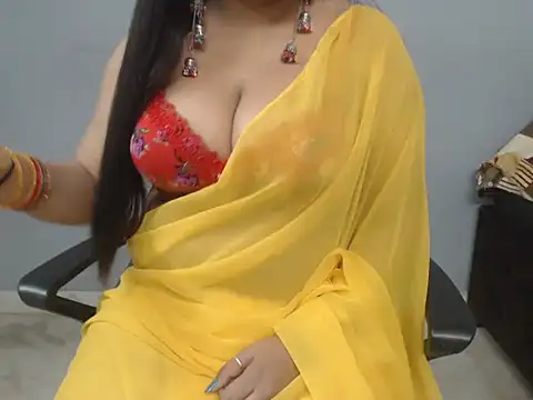 Snapshot of Surjeet_Kaur chatting on March 6, 8:41 am Surjeet Kaur online show from March 6, 8:41 am