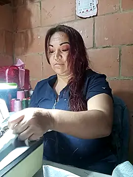 isis milove online show from March 8, 1:14 pm