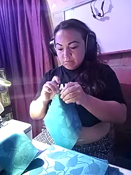 isis milove online show from February 26, 2:06 pm