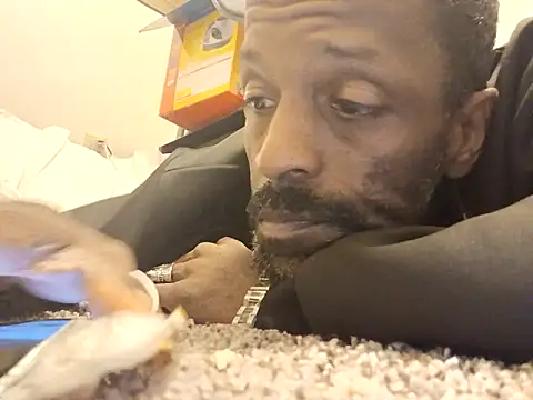 Snapshot of BadazzRXL chatting on September 29, 7:59 am BadazzRXL online show from September 29, 7:59 am