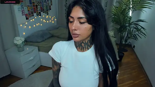 CharimgSabrina online show from November 22, 6:12 am