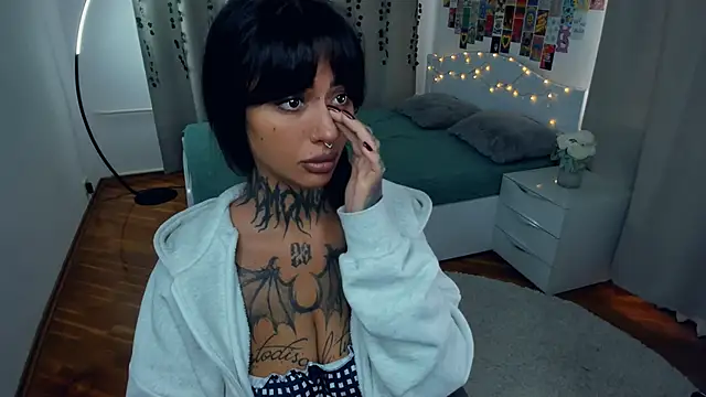 CharimgSabrina online show from October 27, 7:09 am