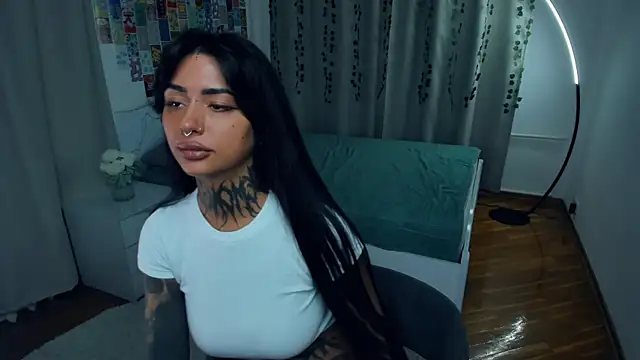 CharimgSabrina online show from October 25, 6:34 am