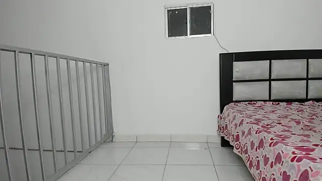 cowmarce online show from April 24, 12:56 am