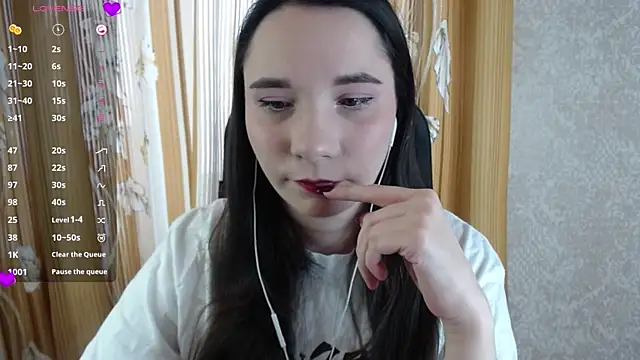 Snapshot of KateForLove chatting on March 13, 10:15 am KateForLove online show from March 13, 10:15 am