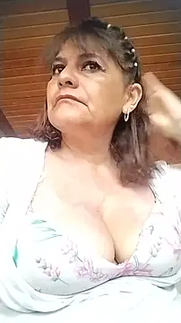 Snapshot of BiancaSteel chatting on June 24, 5:00 pm BiancaSteel online show from June 24, 5:00 pm