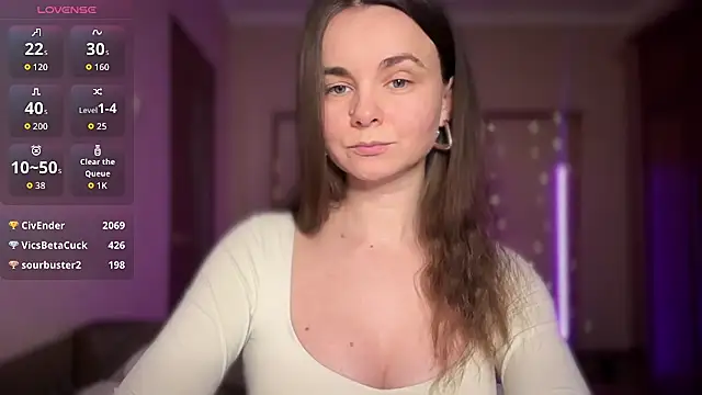 lanaloulou online show from June 24, 6:39 pm