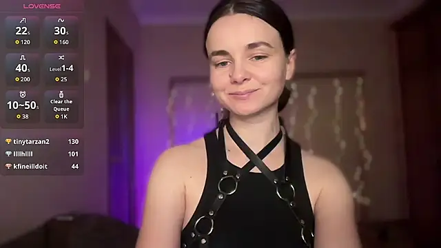 lanaloulou online show from October 30, 9:55 pm